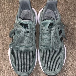 adidas swift run army green